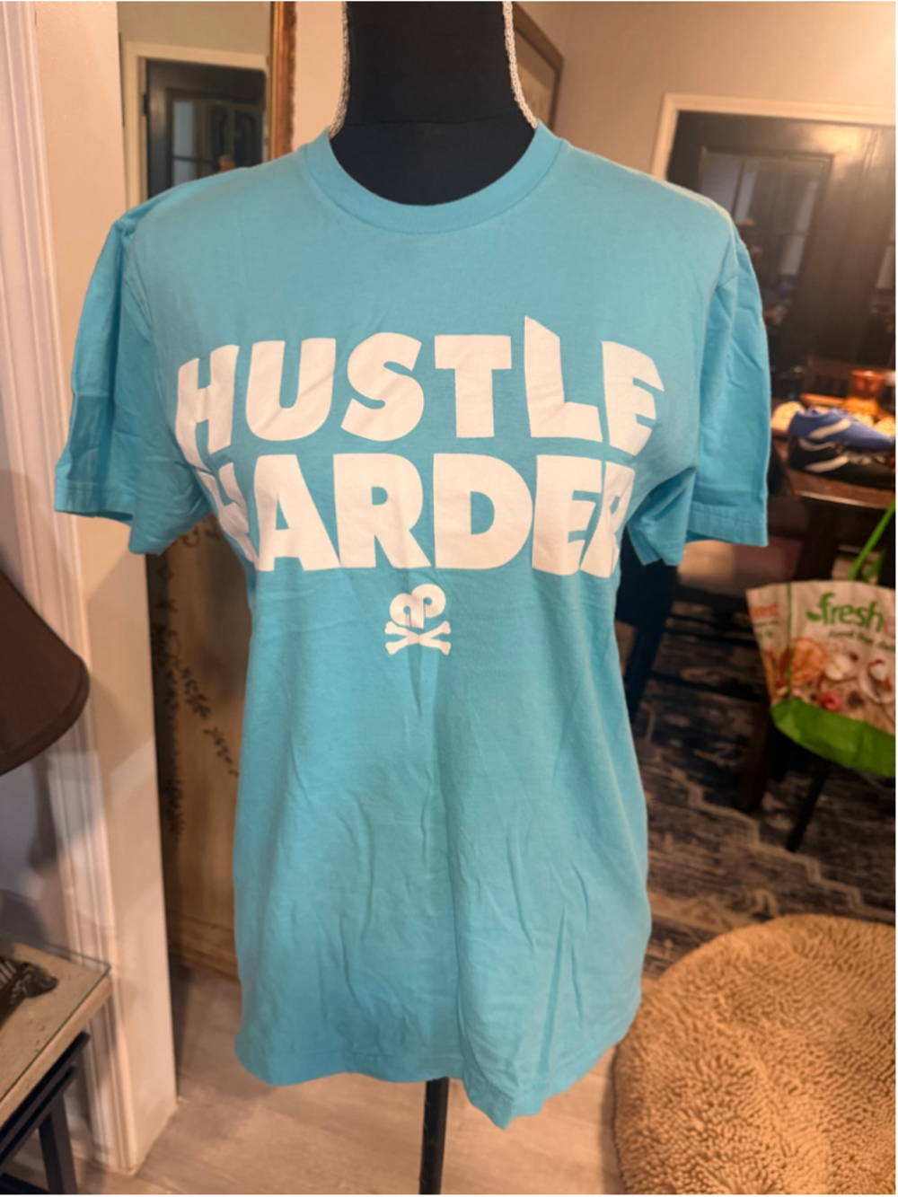 Unbranded Hustle Harder Graphic Tee Women's Size M Blue White